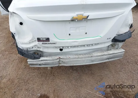 2019 Chevrolet Sonic Lt Auto из США, поврежденный, VIN 1G1JD5SB7K4101755